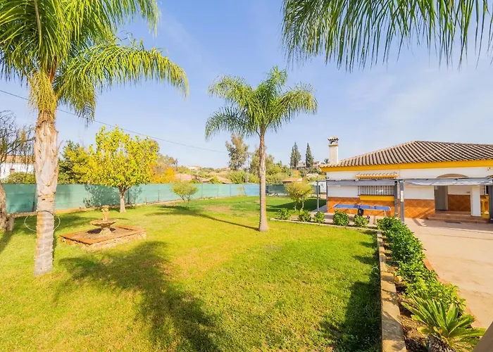 Cubo's Sporting Paloma Villa *