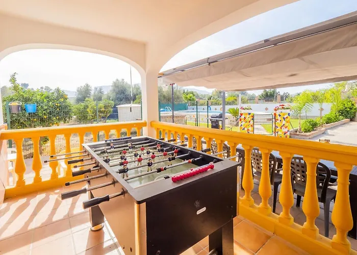 Villa Cubo's Sporting Paloma *
